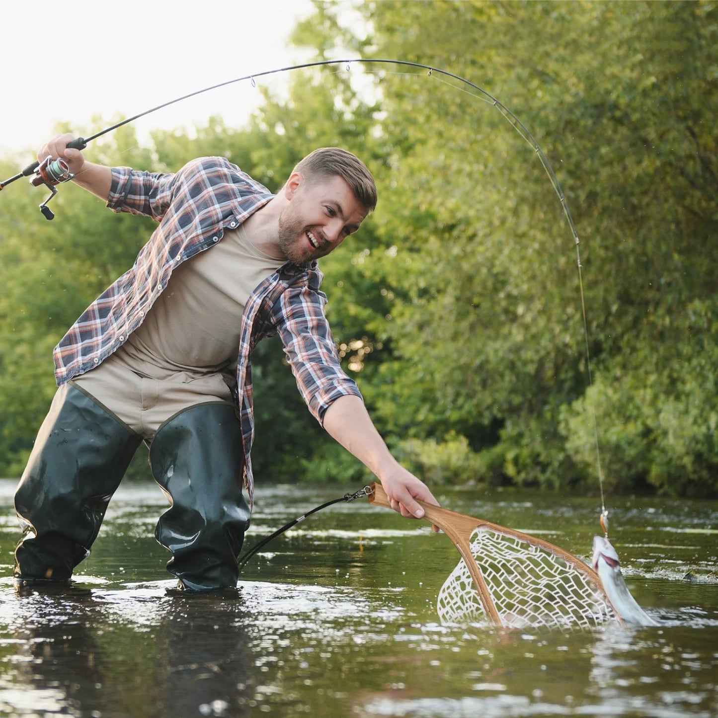 Fly Fishing Net, Trout Net, Wooden Frame Fly Fishing Landing Net for Catch and Release, Fly Fishing Gear for Stream Fishing
