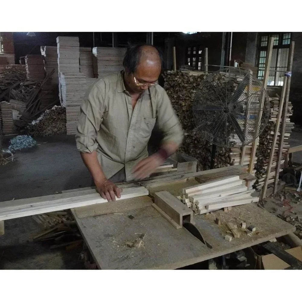 Celadon Porcelain Fishbowl Decorative Aquarium Elegant Ceramic Jar Ideal Home Decoration and Plant Display