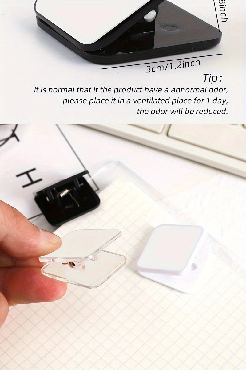 3 Pcs Wall-Mounted Dog Pee Pad Clip Holder - Stickable Plastic Material for Pet Cleaning - Uncharged, Suitable for Dogs