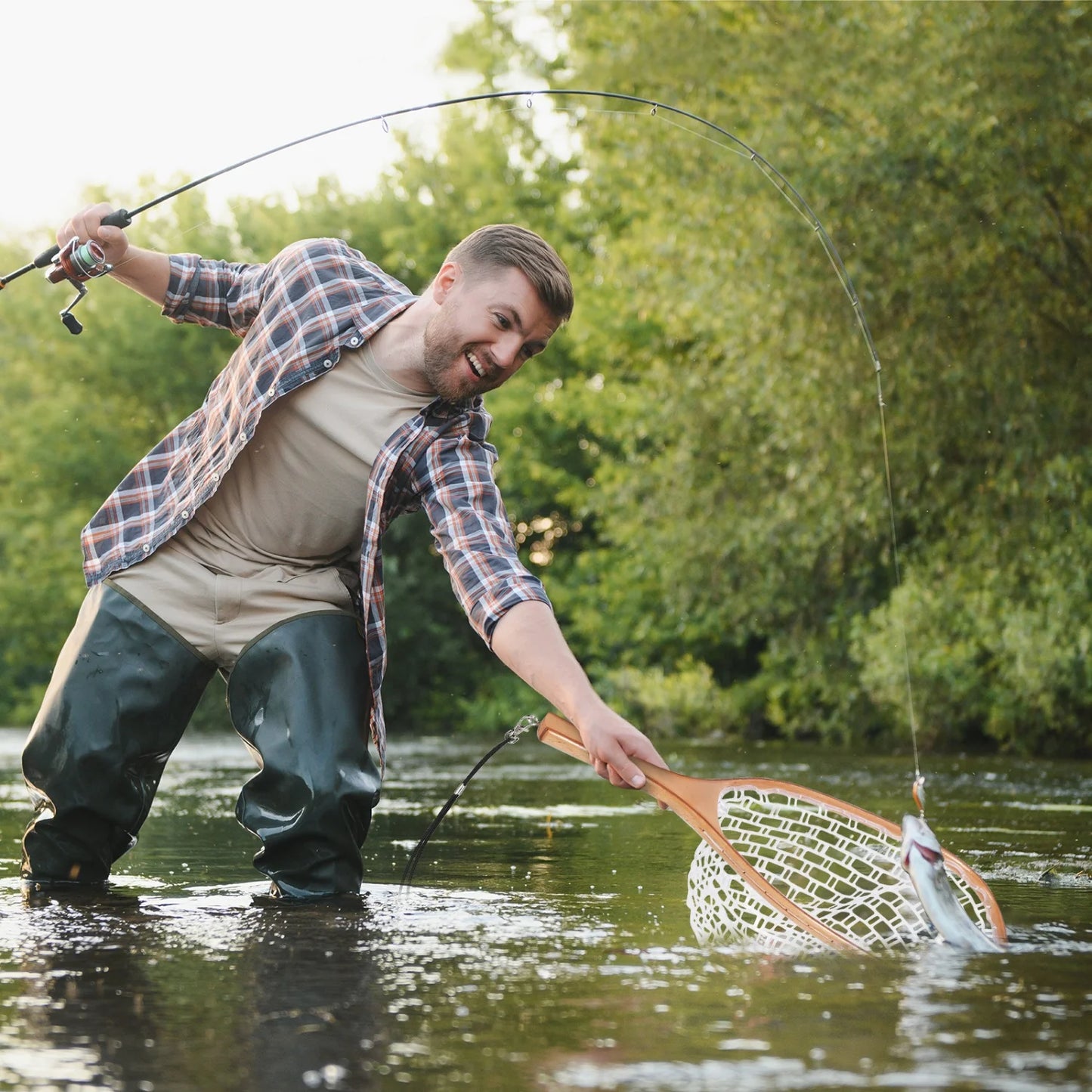 Fly Fishing Net, Trout Net, Wooden Frame Fly Fishing Landing Net for Catch and Release, Fly Fishing Gear for Stream Fishing